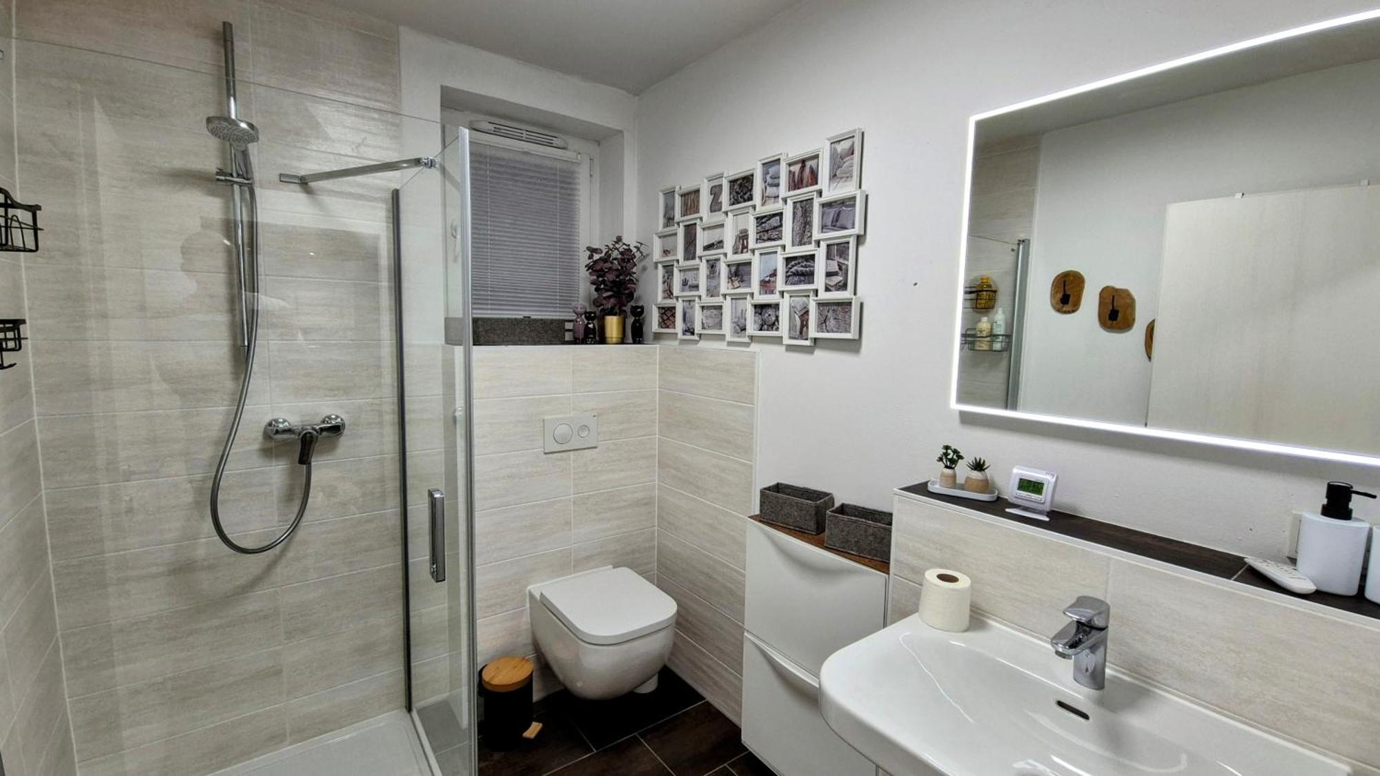 Serenity Vista Retreat Bnb Bescheid Exterior photo